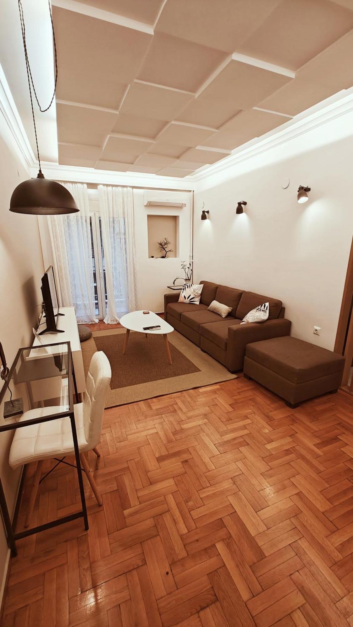 Think Home, Exploring The Center Of Apartamento *